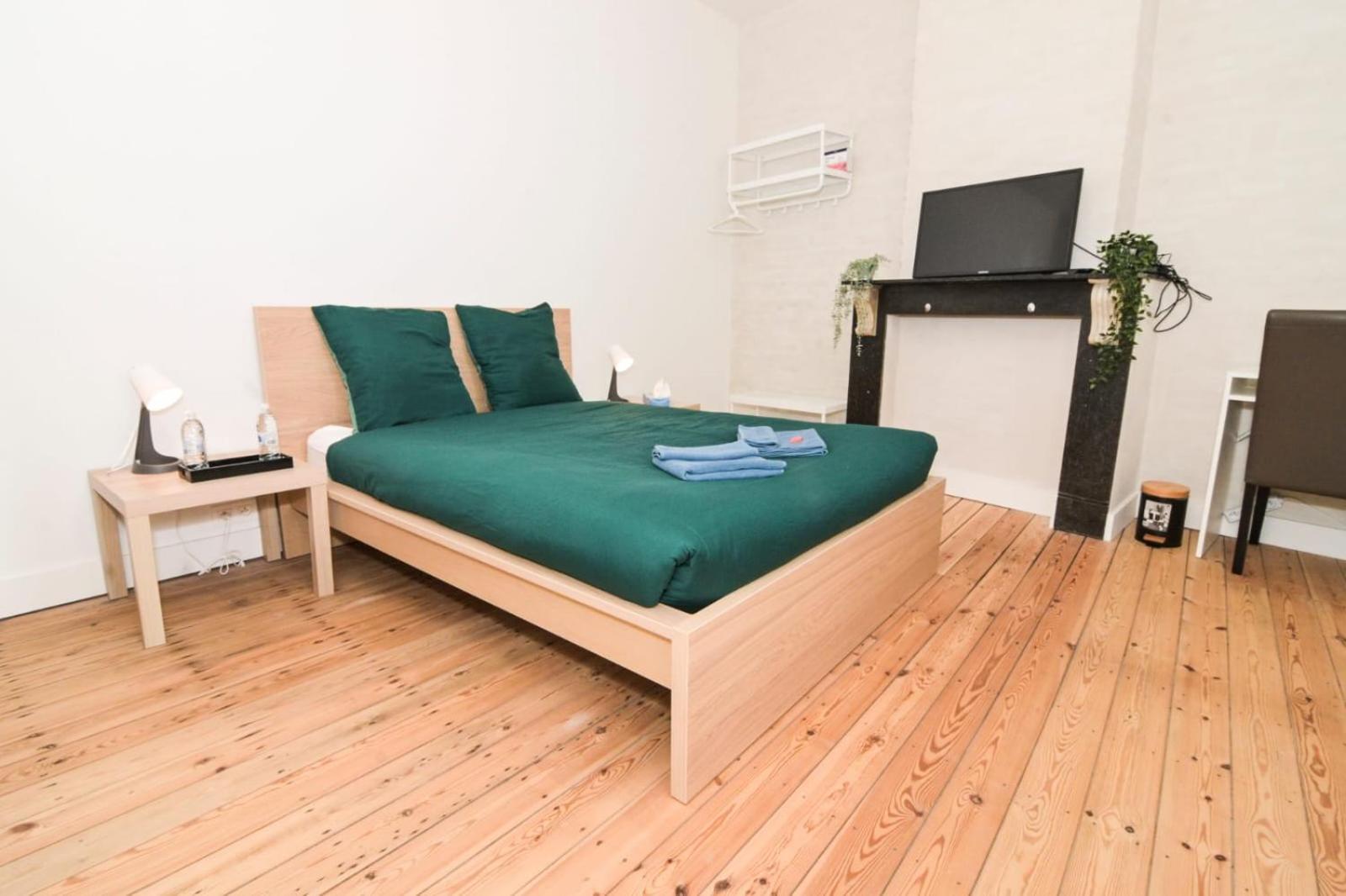 Cozy And Confortable Room Near Brussels Central Station Zewnętrze zdjęcie